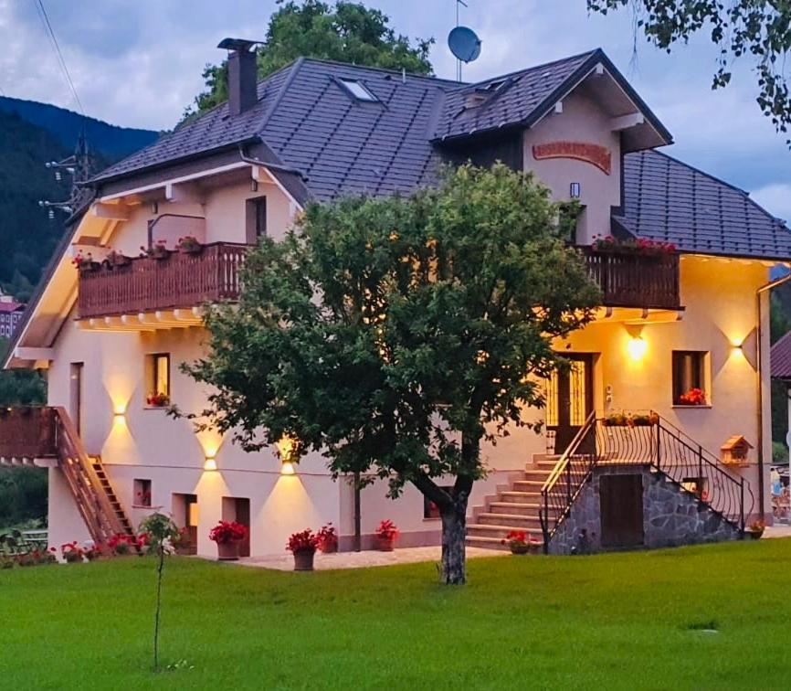 Hotel Rosengarten Tarvisio Bagian luar foto