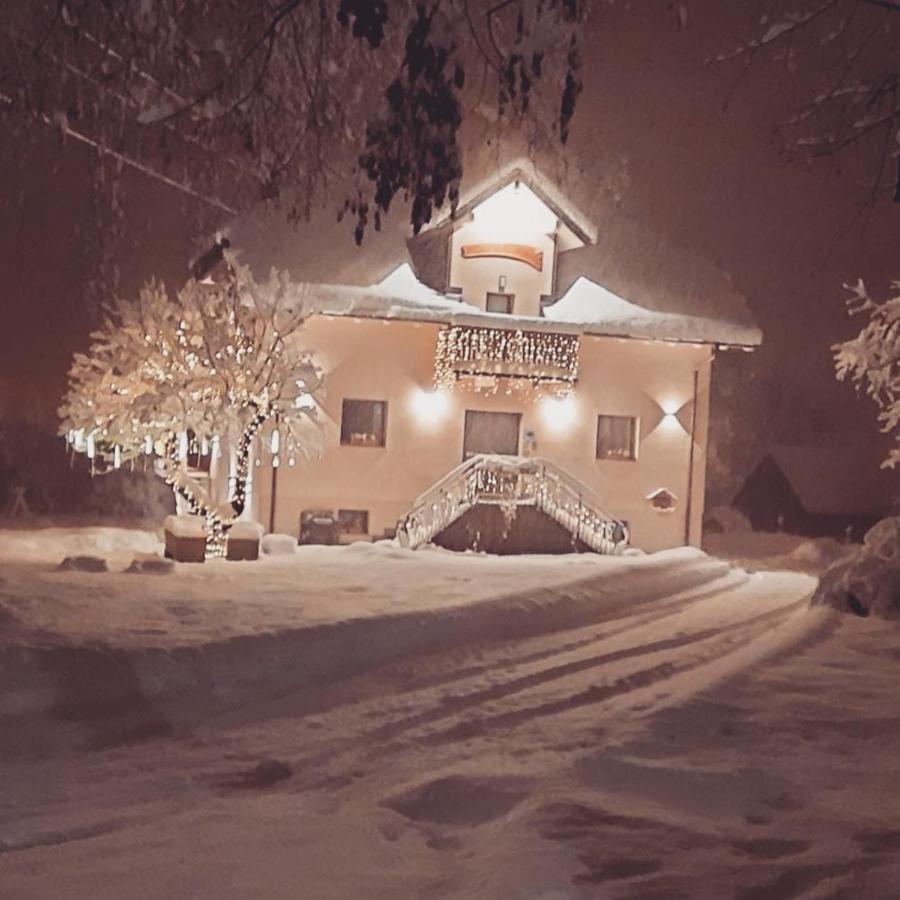 Hotel Rosengarten Tarvisio Bagian luar foto